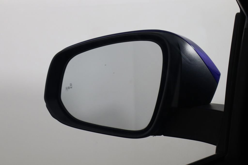 Used 2025 Toyota Tacoma SR5 AWD/4WD image 37