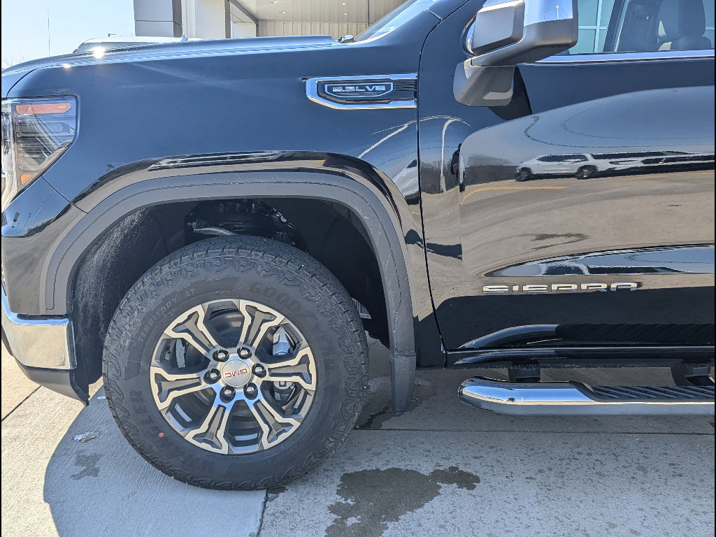 New 2026 GMC Sierra 1500 SLE w/ X31 Off-Road Package image 10