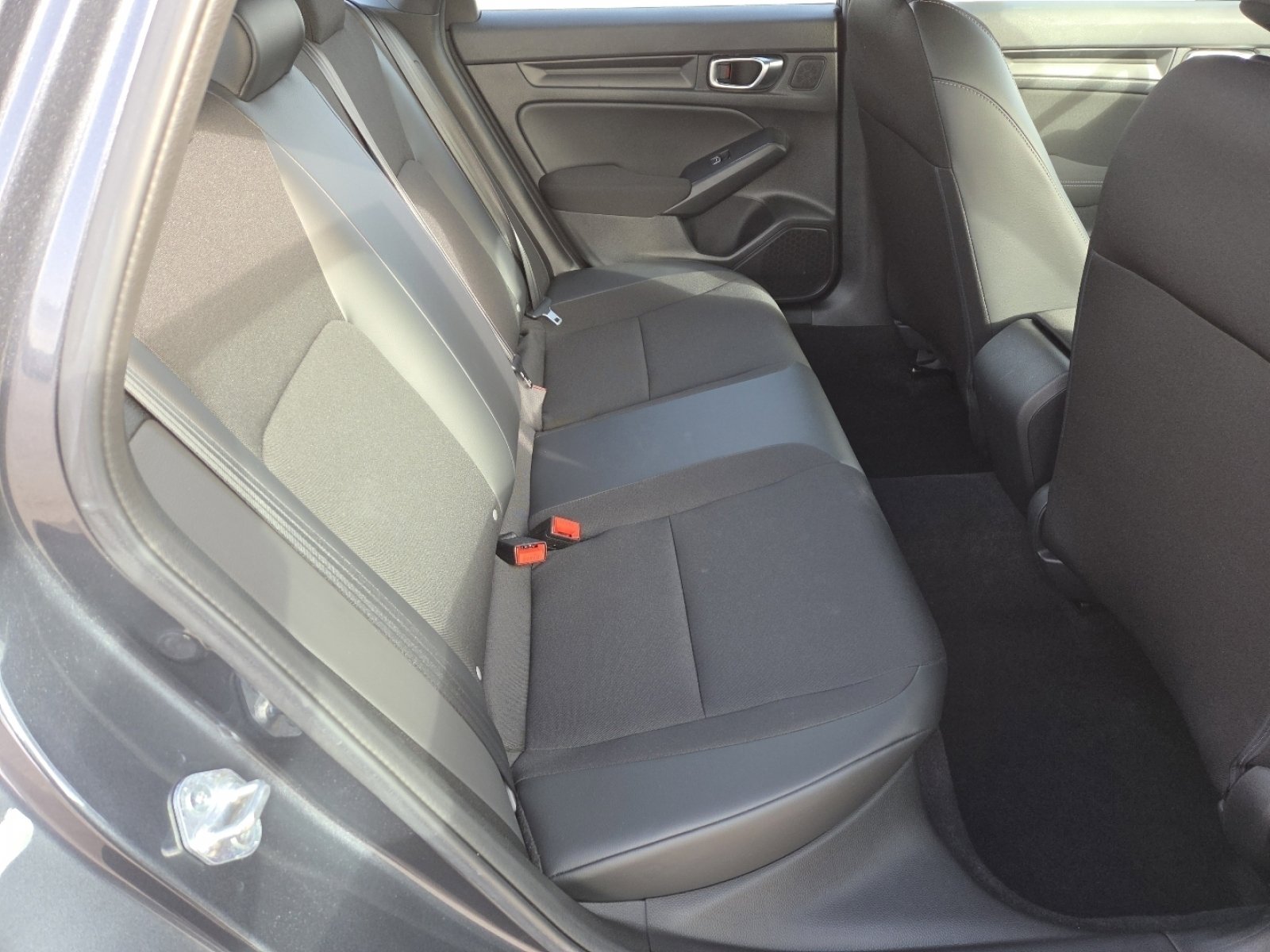 Used 2023 Honda Civic Sport image 19