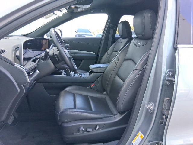 Certified 2025 Cadillac XT4 Premium Luxury AWD/4WD image 19