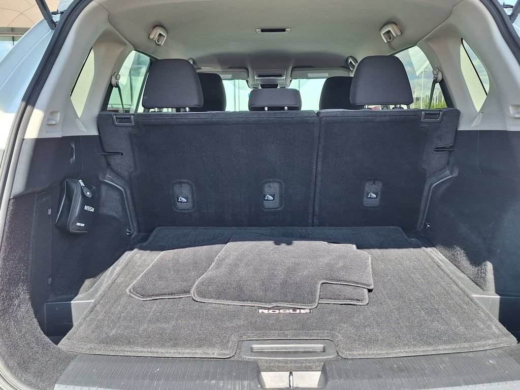 Used 2021 Nissan Rogue S AWD/4WD image 25