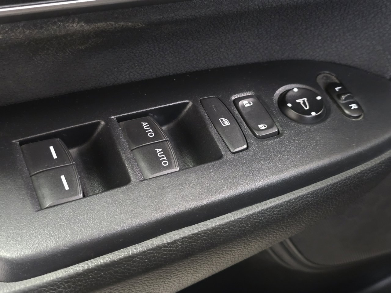 Used 2020 Honda CR-V EX image 24