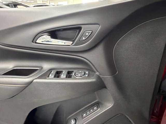 Used 2020 Chevrolet Equinox Premier FWD image 40