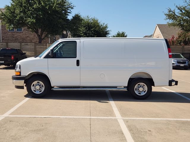 Used 2025 Chevrolet Express 2500 w/ Driver Convenience Package RWD image 12