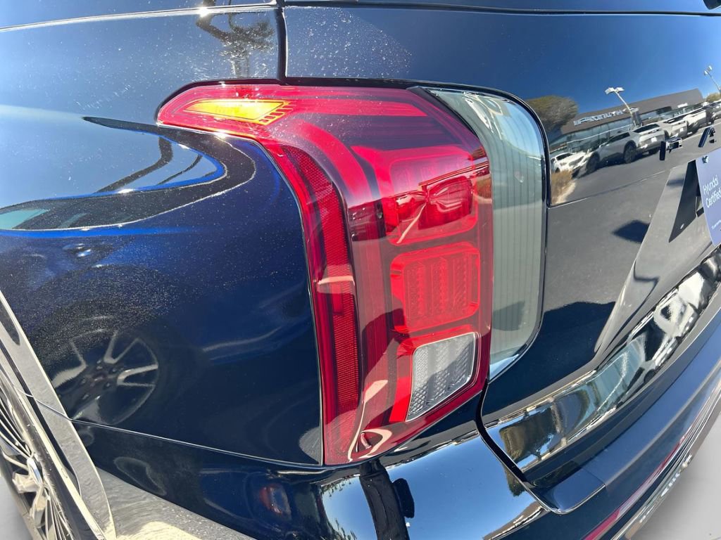 Used 2024 Hyundai Palisade Calligraphy image 19
