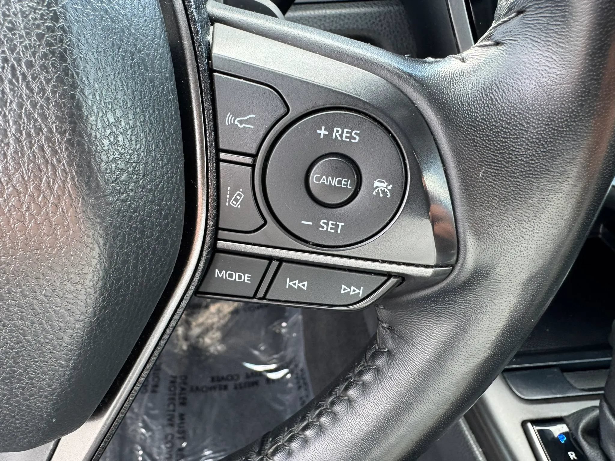 Used 2023 Toyota Camry SE FWD image 16