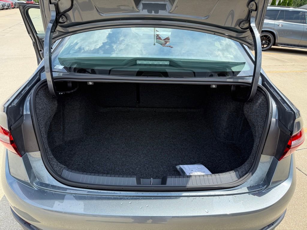 New 2025 Volkswagen Jetta SE image 15