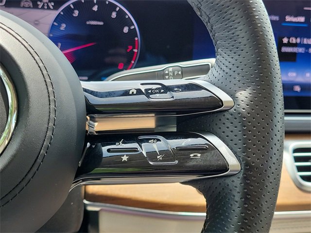 Used 2024 Mercedes-Benz GLS 580 4MATIC image 17