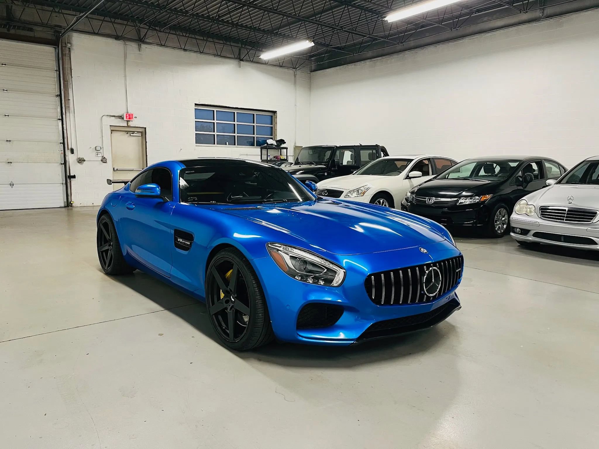 Used 2017 Mercedes-Benz AMG GT S image 3