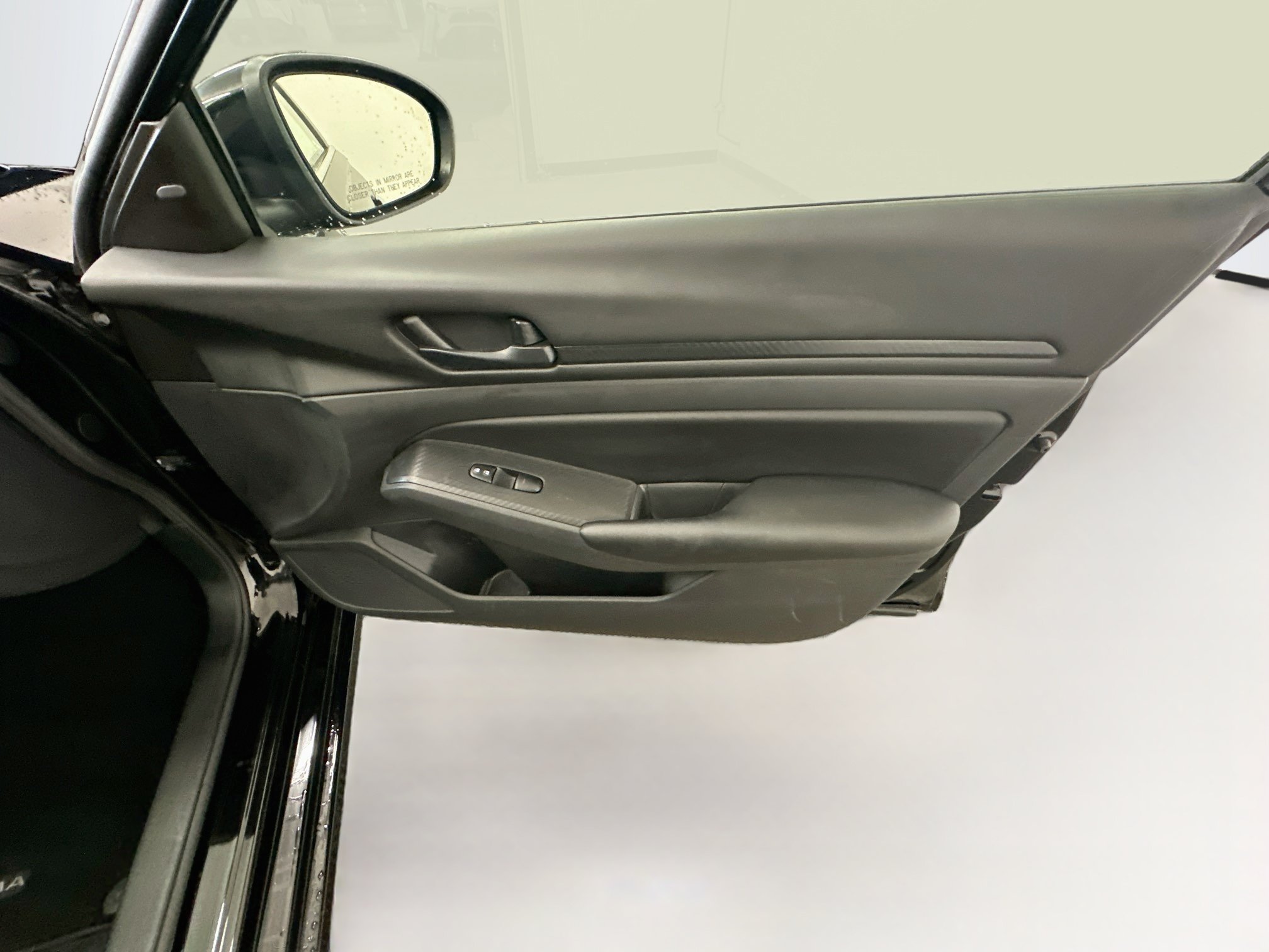 Used 2023 Nissan Altima 2.5 S FWD image 32
