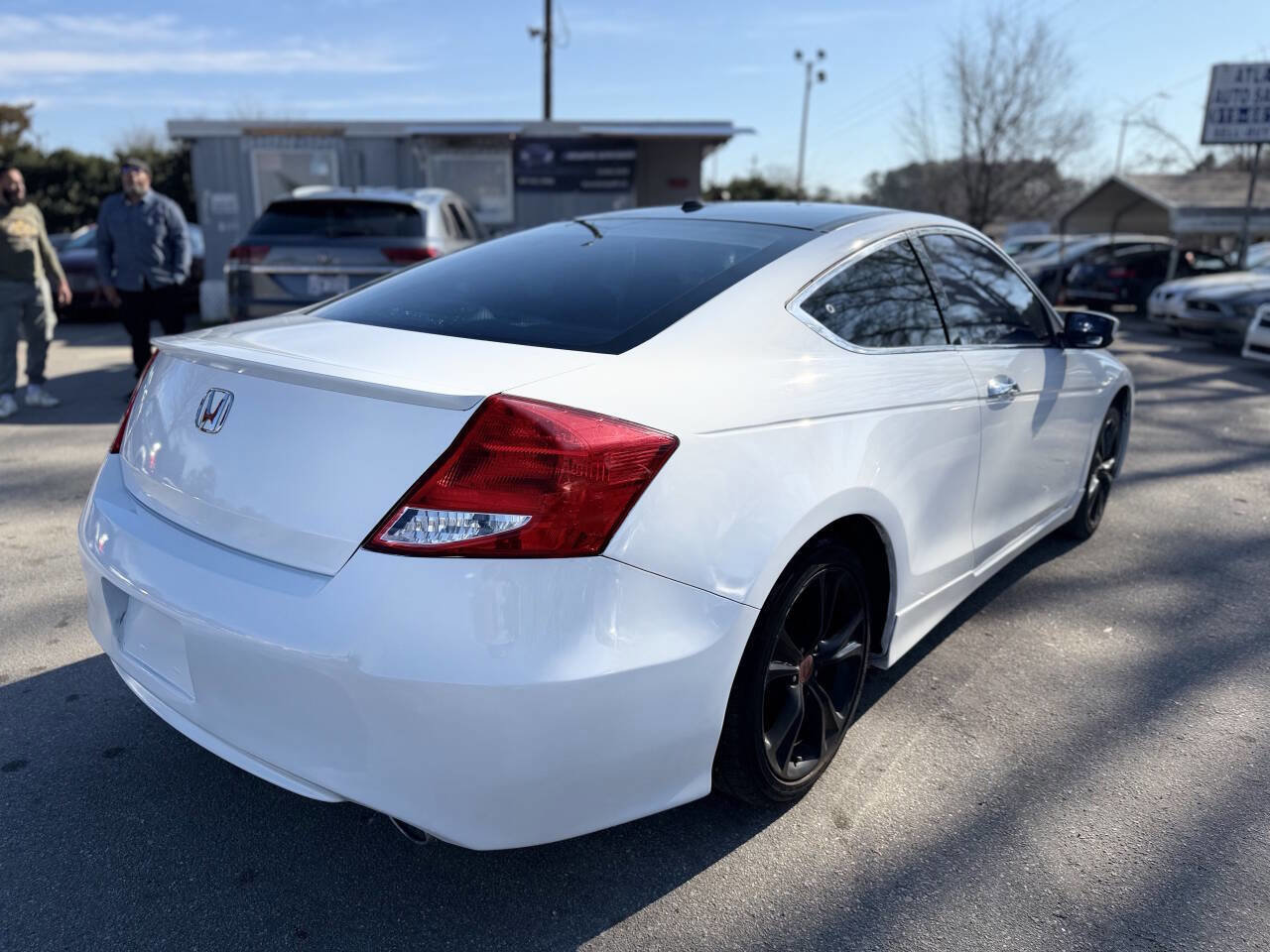 Used 2011 Honda Accord EX-L image 5