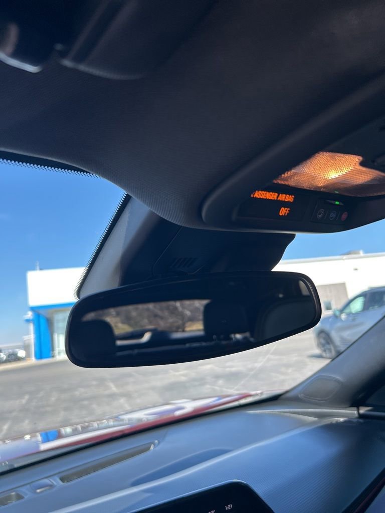 Used 2024 Chevrolet Trax RS w/ Sunroof Package image 45