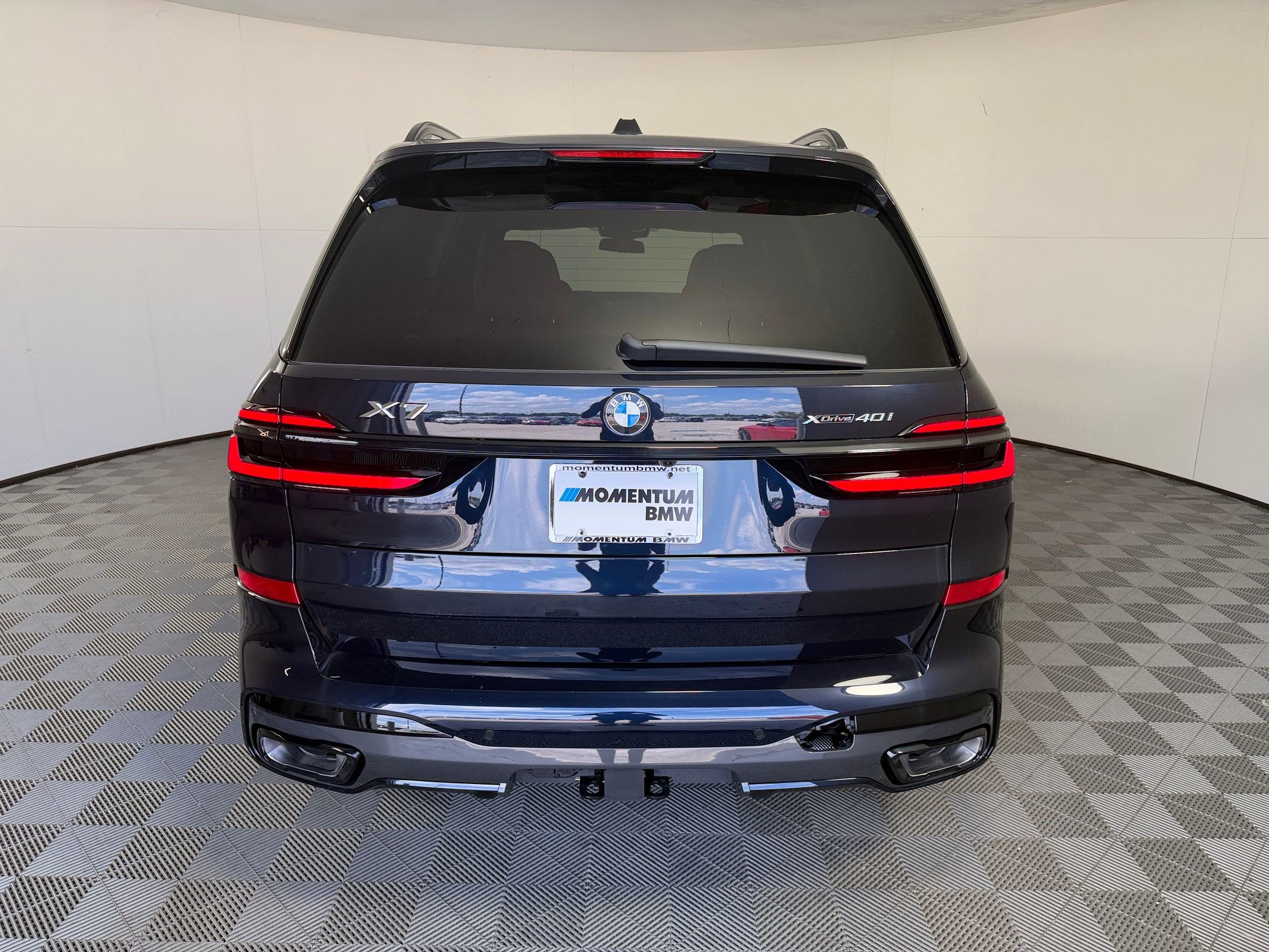 New 2027 BMW X7 xDrive40i w/ Executive Package AWD/4WD image 10