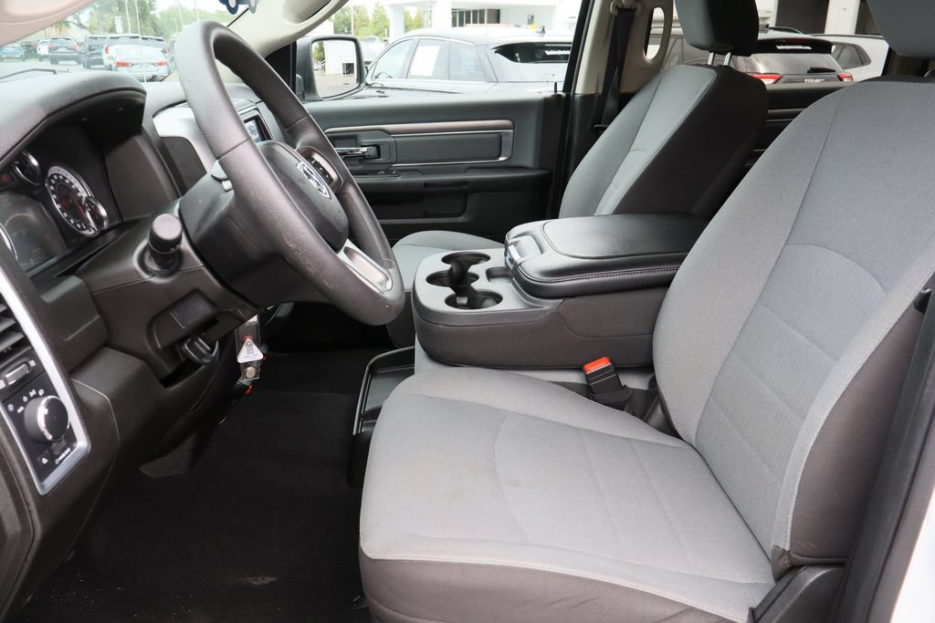 Used 2022 RAM 1500 Classic SLT w/ Electronics Group AWD/4WD image 21