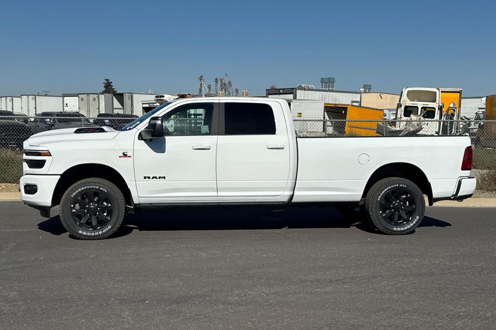 New 2027 RAM 3500 Laramie AWD/4WD image 5