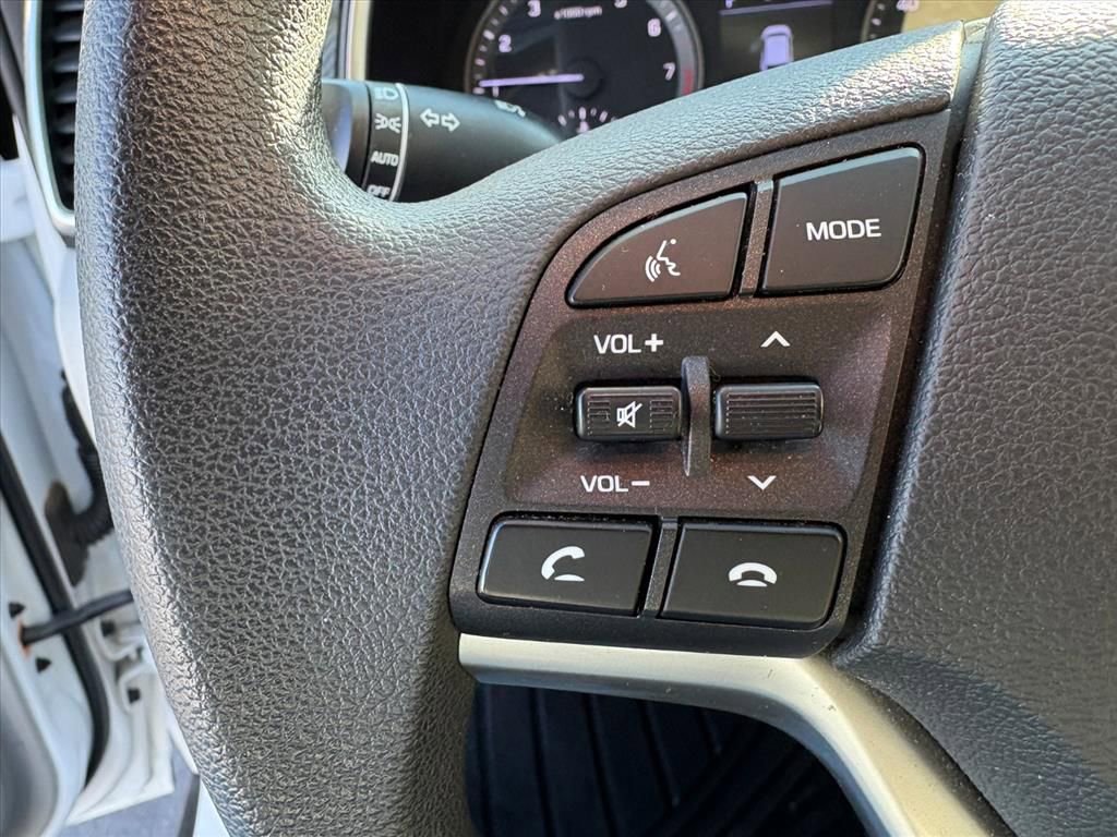 Used 2019 Hyundai Tucson SE w/ Cargo Package image 12