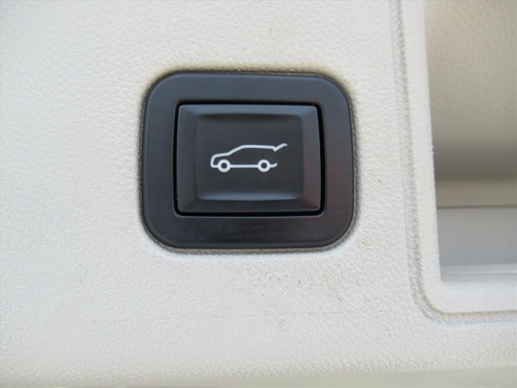 Used 2018 GMC Terrain Denali w/ Advanced Safety Package FWD image 35