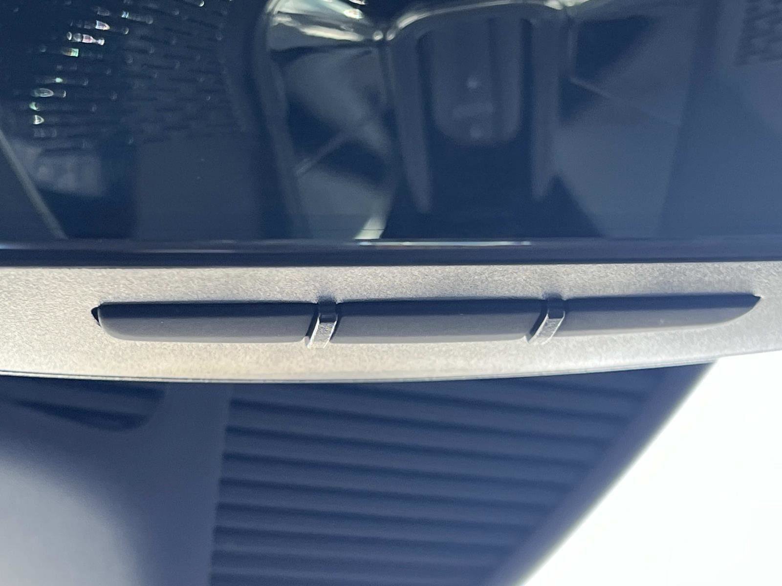 Certified 2025 Mercedes-Benz C 300 Sedan image 32