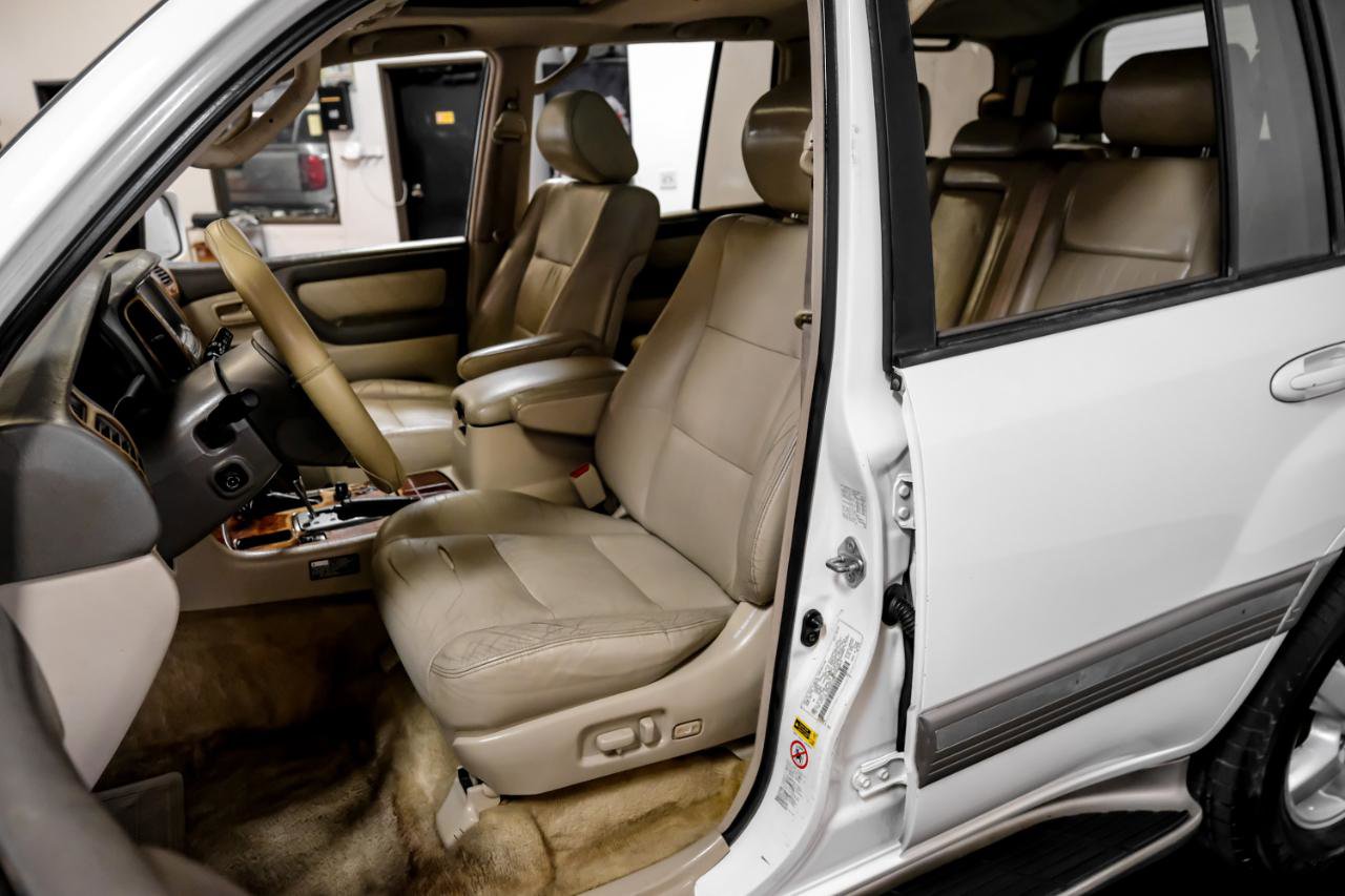 Used 2003 Toyota Land Cruiser AWD/4WD image 27