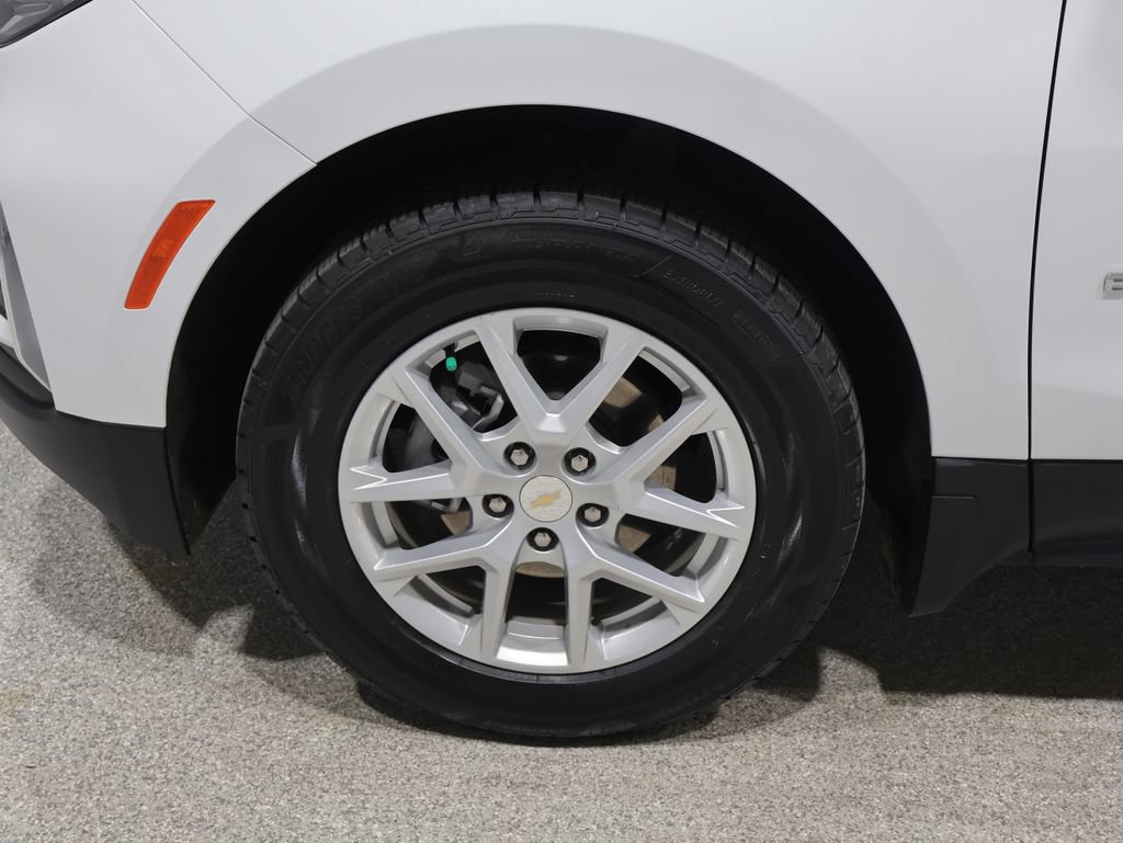 Used 2023 Chevrolet Equinox LT AWD/4WD image 9