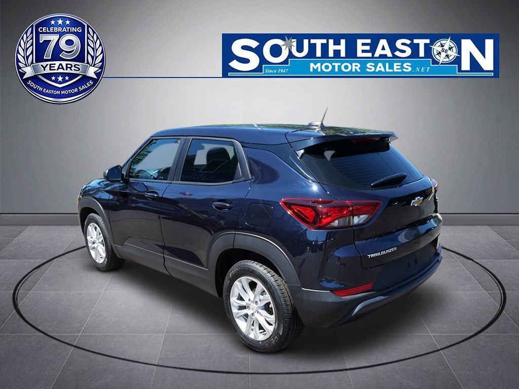 Used 2021 Chevrolet TrailBlazer LS FWD image 5