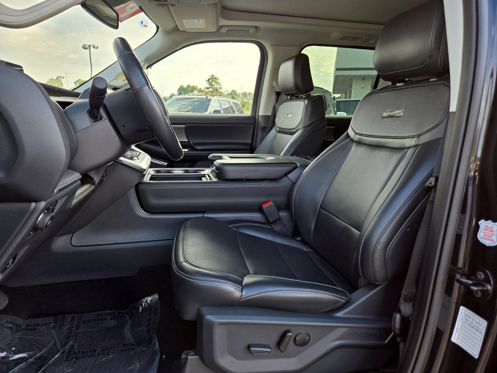 Used 2025 Ford Expedition Max Platinum AWD/4WD image 9