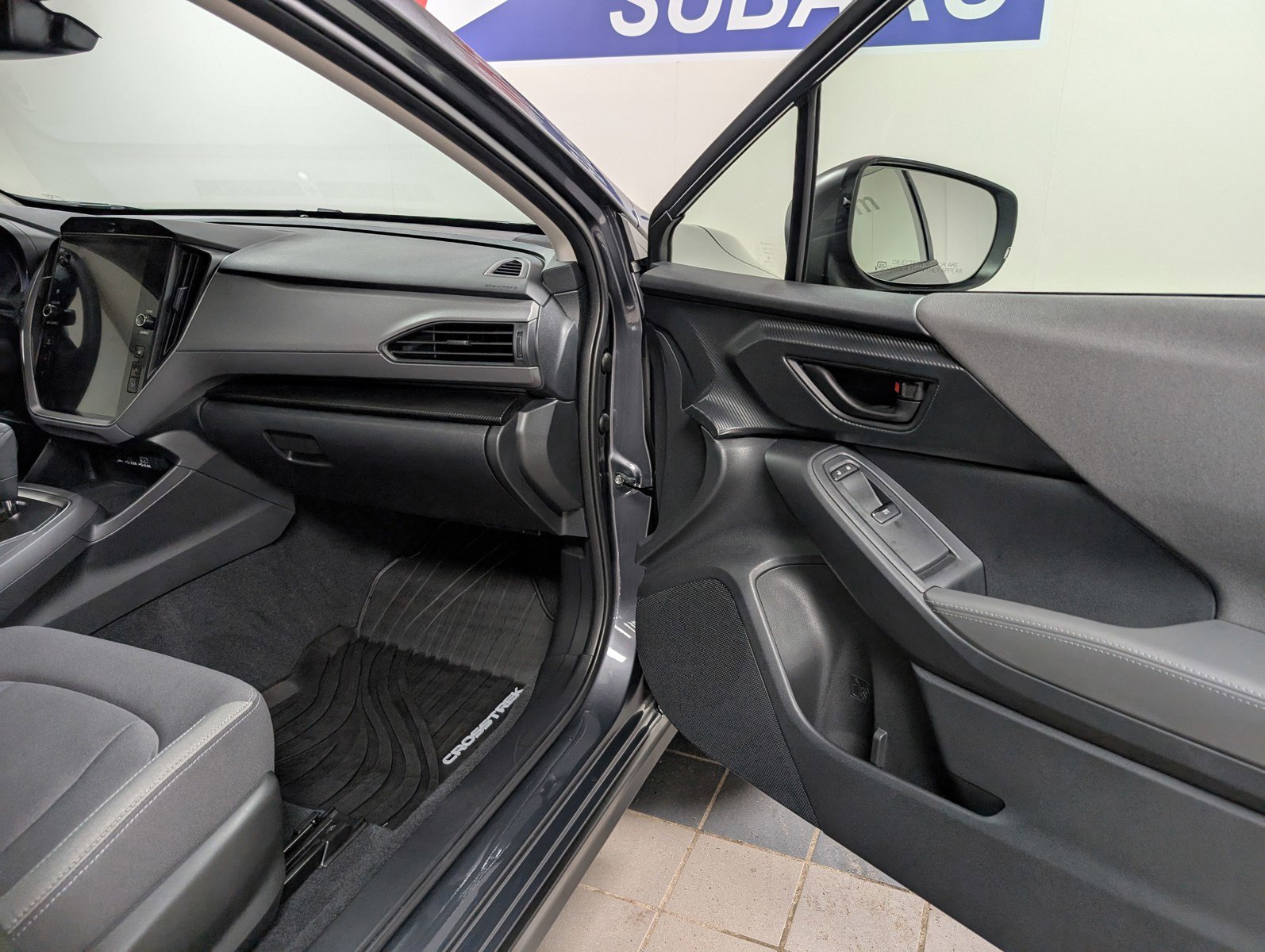 Certified 2025 Subaru Crosstrek 2.0i Premium image 30