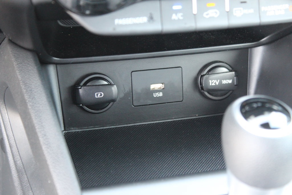 Used 2023 Hyundai Kona SEL FWD image 22
