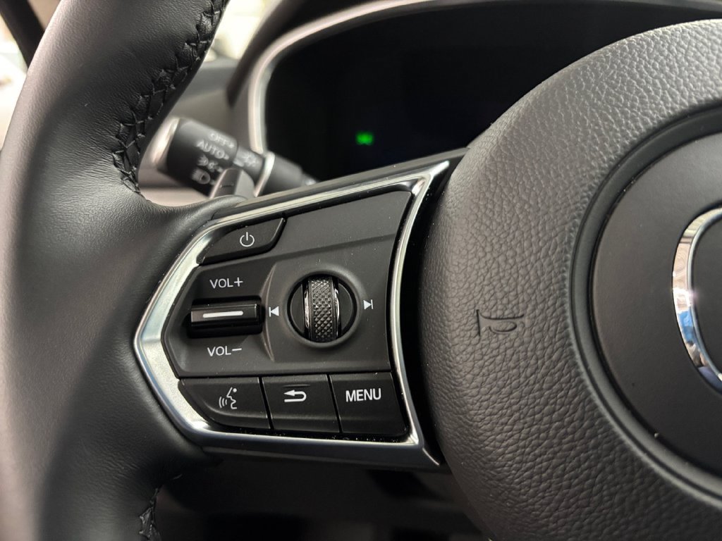 Certified 2026 Acura MDX w/ Technology Package AWD/4WD image 28
