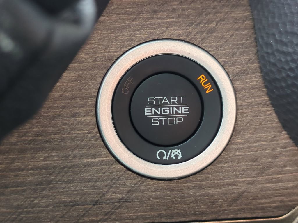 Used 2025 RAM 2500 Limited image 31