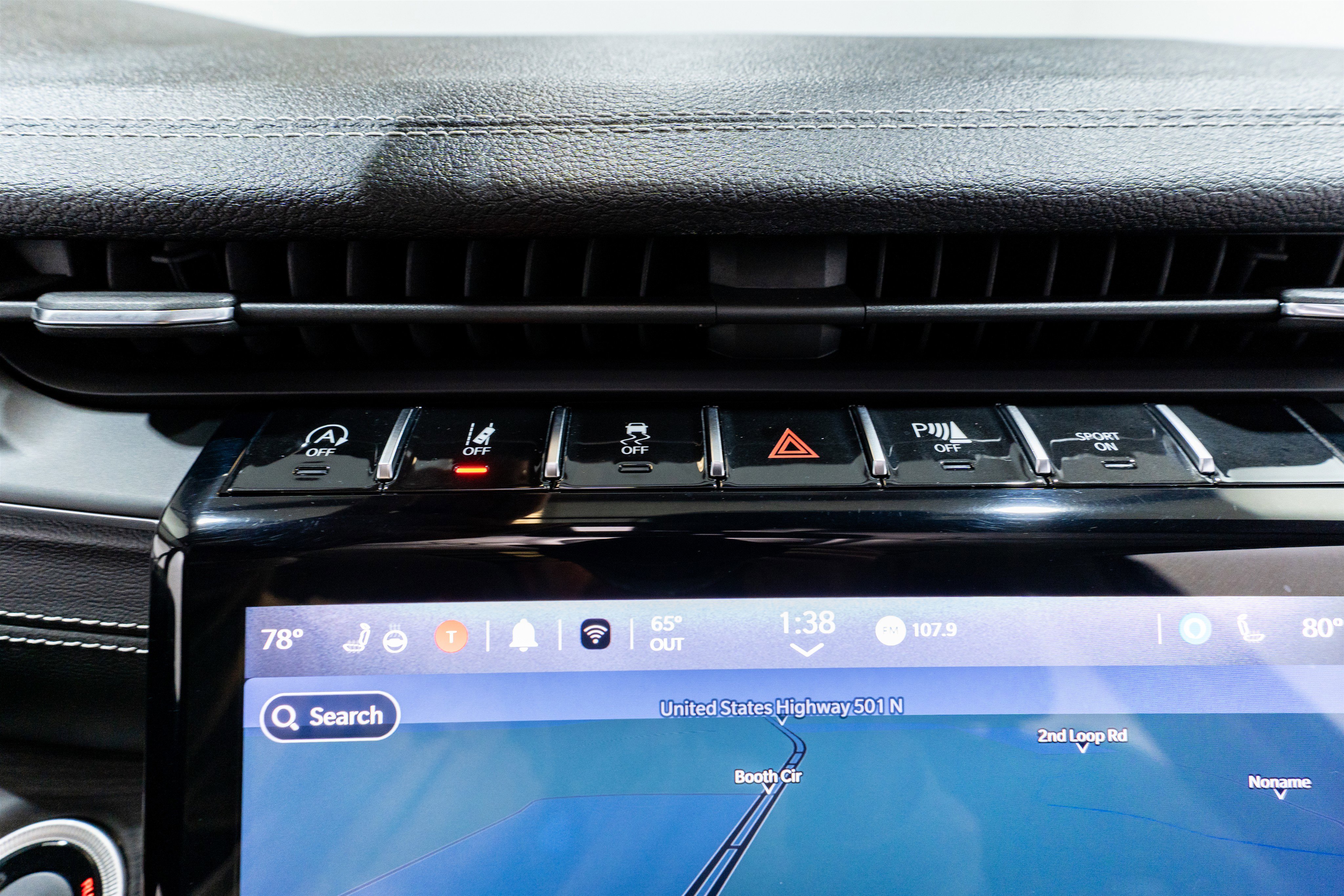 Used 2021 Jeep Grand Cherokee L Limited RWD image 18