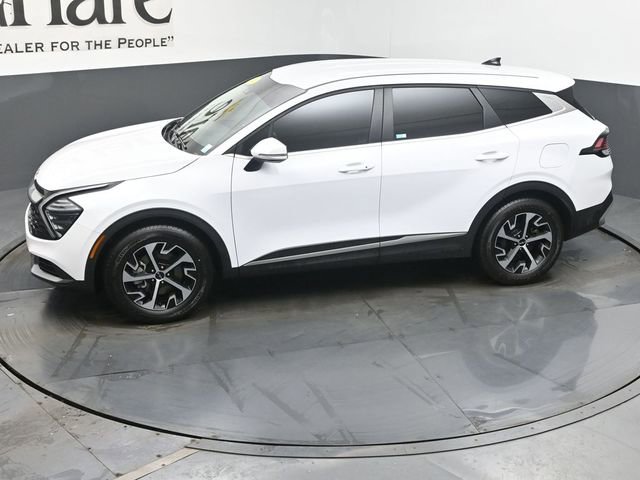 Used 2025 Kia Sportage EX image 58