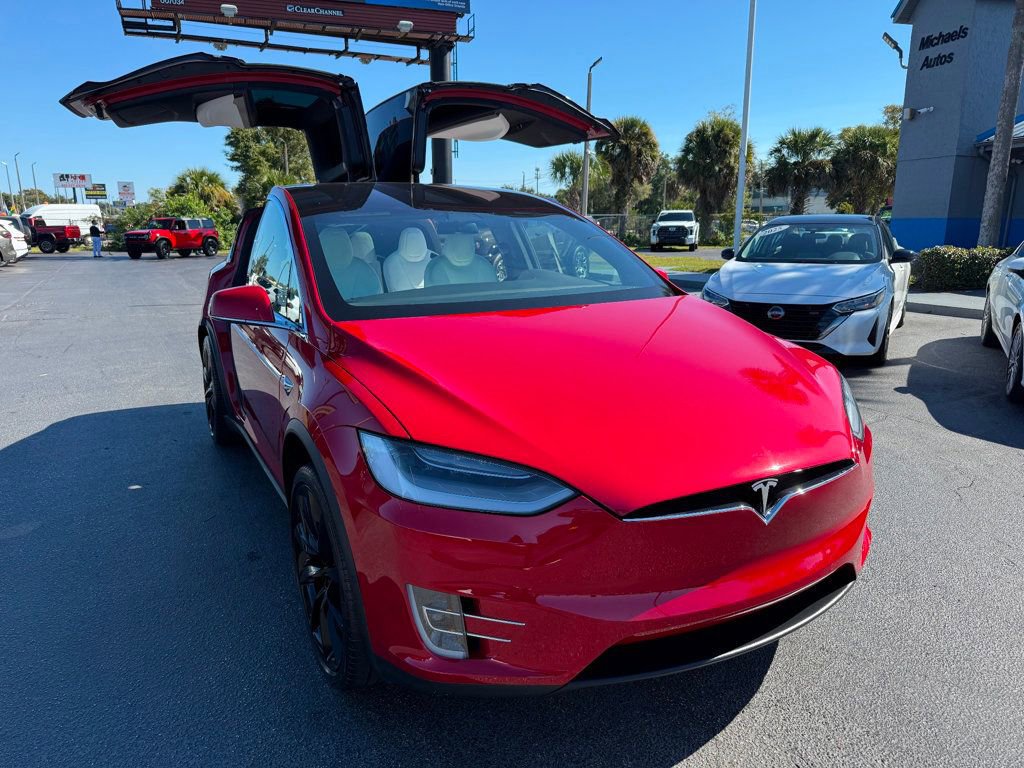 Used 2021 Tesla Model X Performance image 3