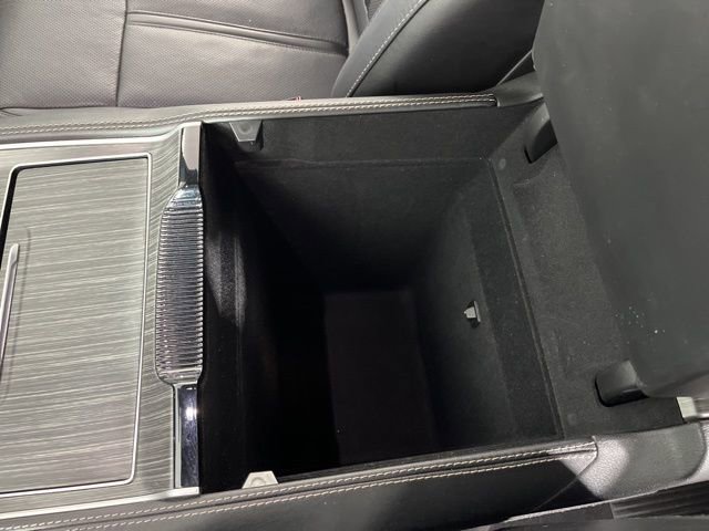 Used 2024 Jeep Wagoneer Series II w/ Flexible Seating Group image 29