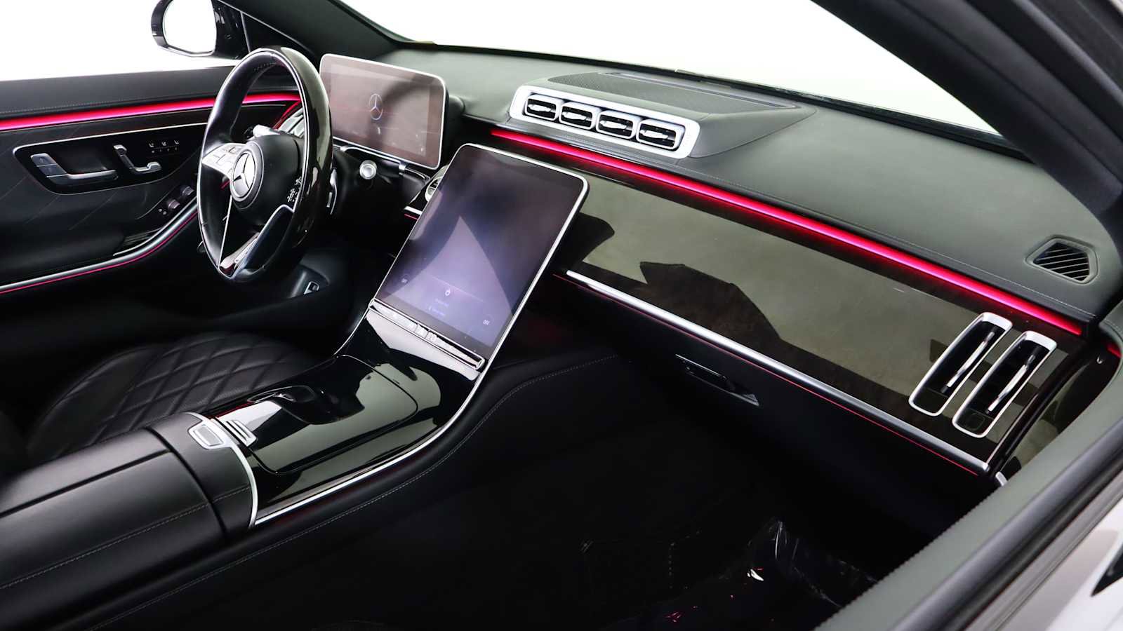 Used 2024 Mercedes-Benz S 580 4MATIC Sedan image 25