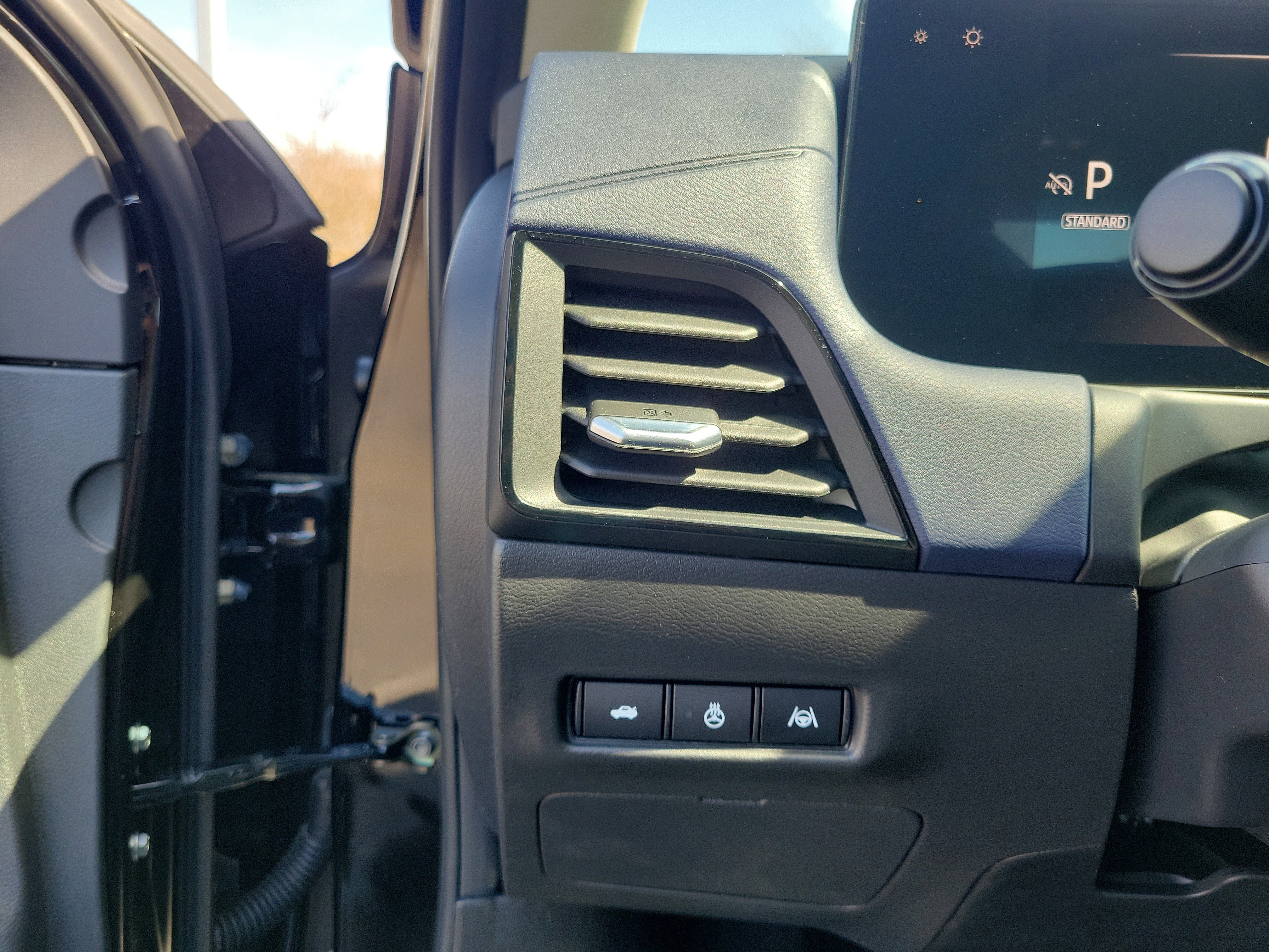 New 2026 Nissan Sentra SL w/ Floor Mat Package FWD image 21