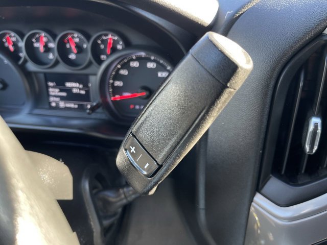 Used 2020 Chevrolet Silverado 1500 Custom w/ Custom Value Package AWD/4WD image 16