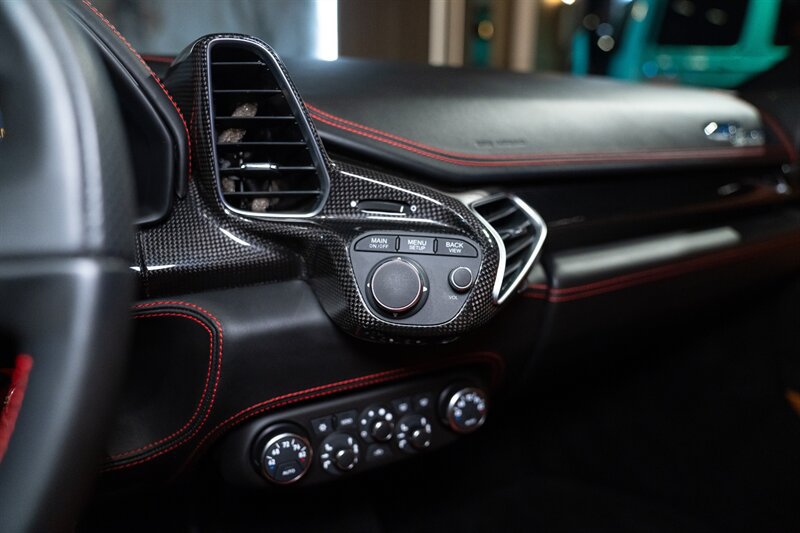 Used 2014 Ferrari 458 Spider RWD image 20