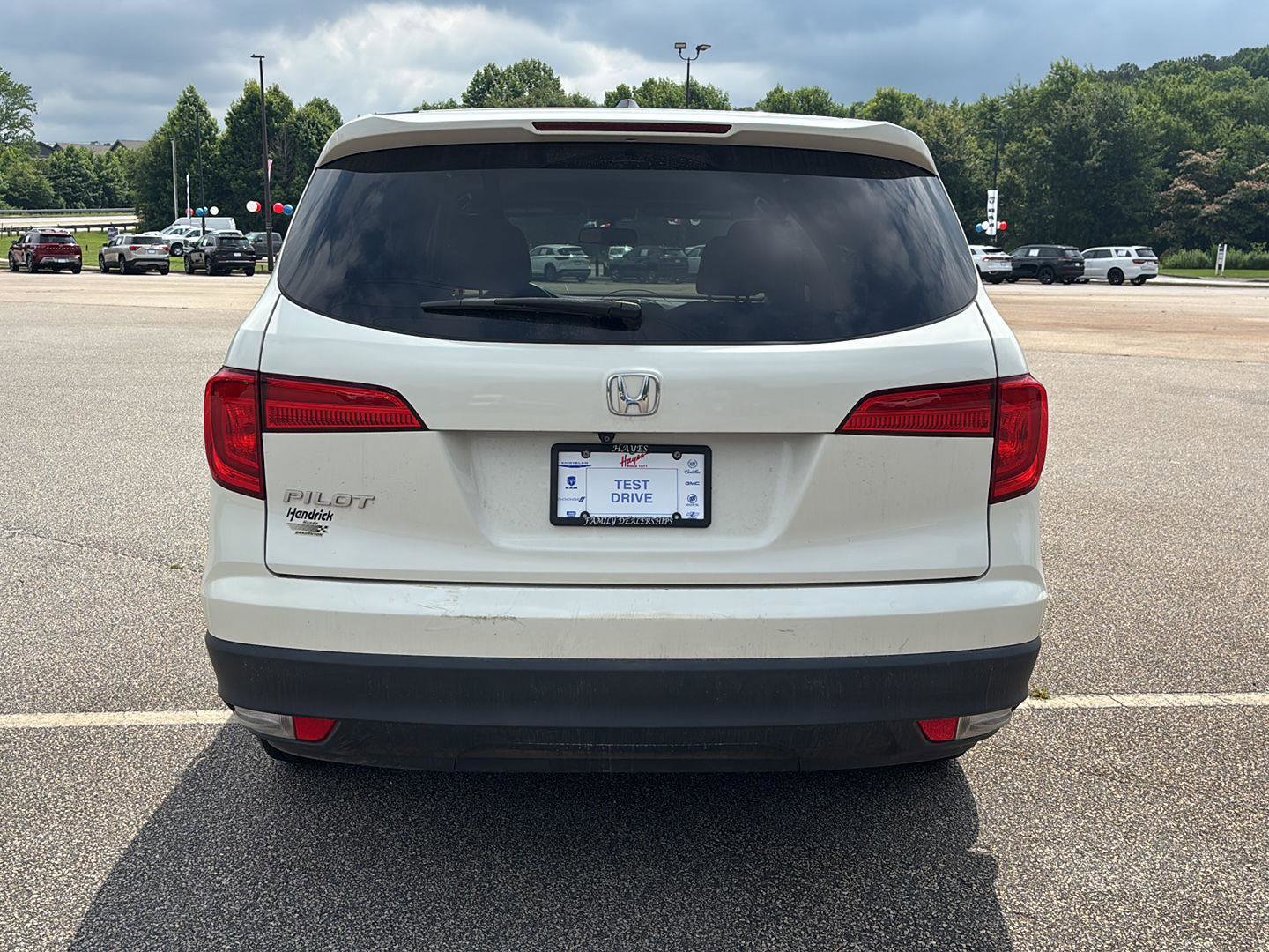 Used 2017 Honda Pilot EX-L image 4