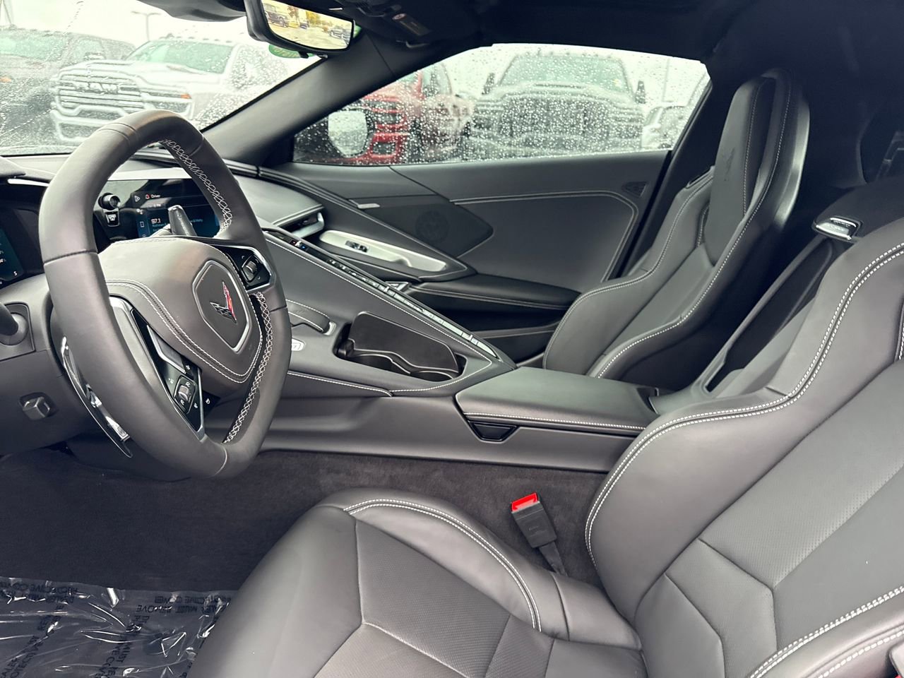 Used 2025 Chevrolet Corvette Stingray Coupe w/ 1LT image 11