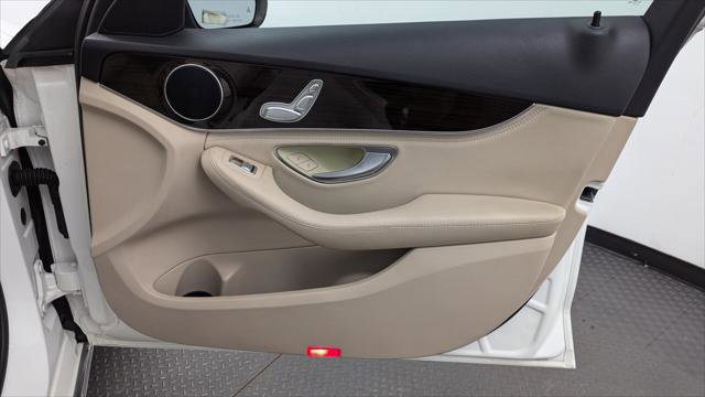 Used 2015 Mercedes-Benz C 300 Sedan image 23