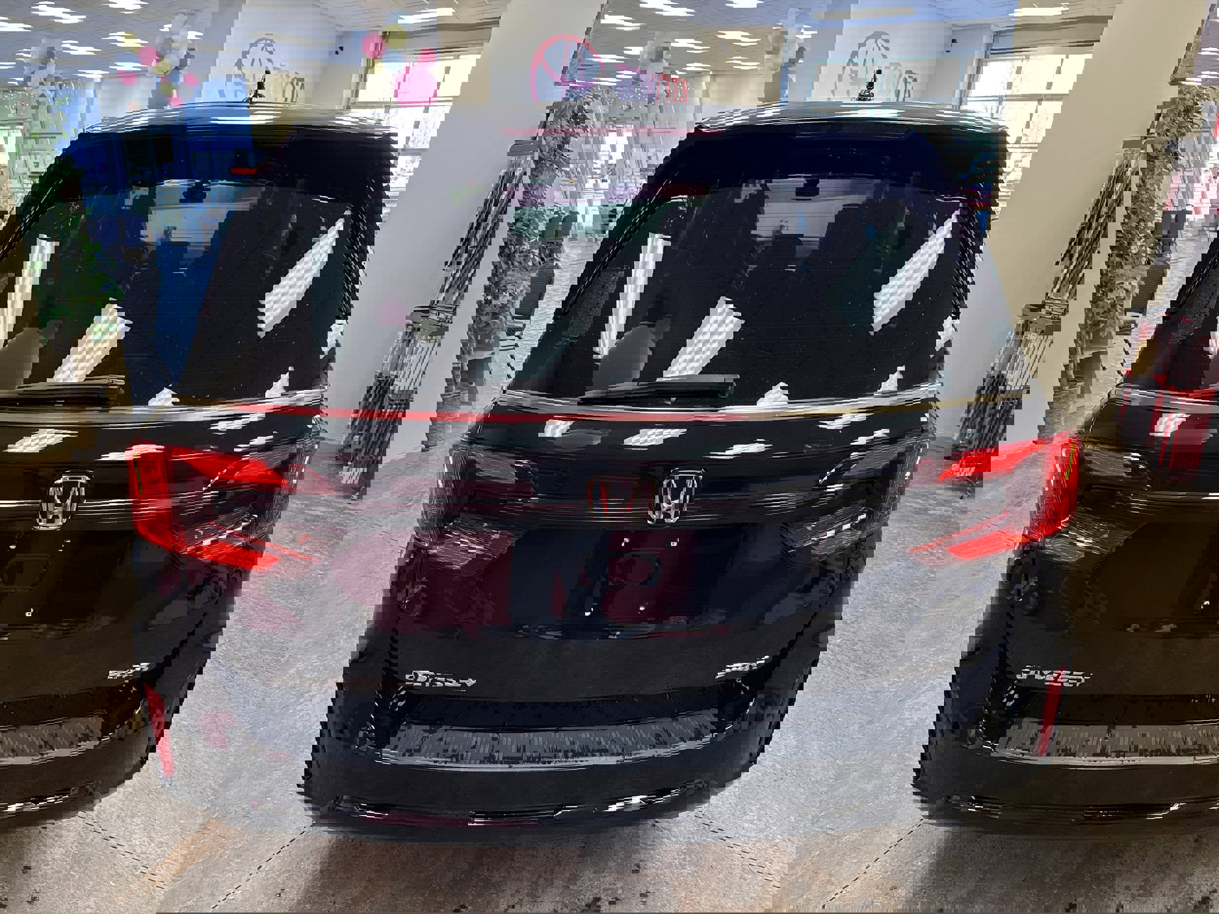 Used 2025 Honda Odyssey Sport-L image 9