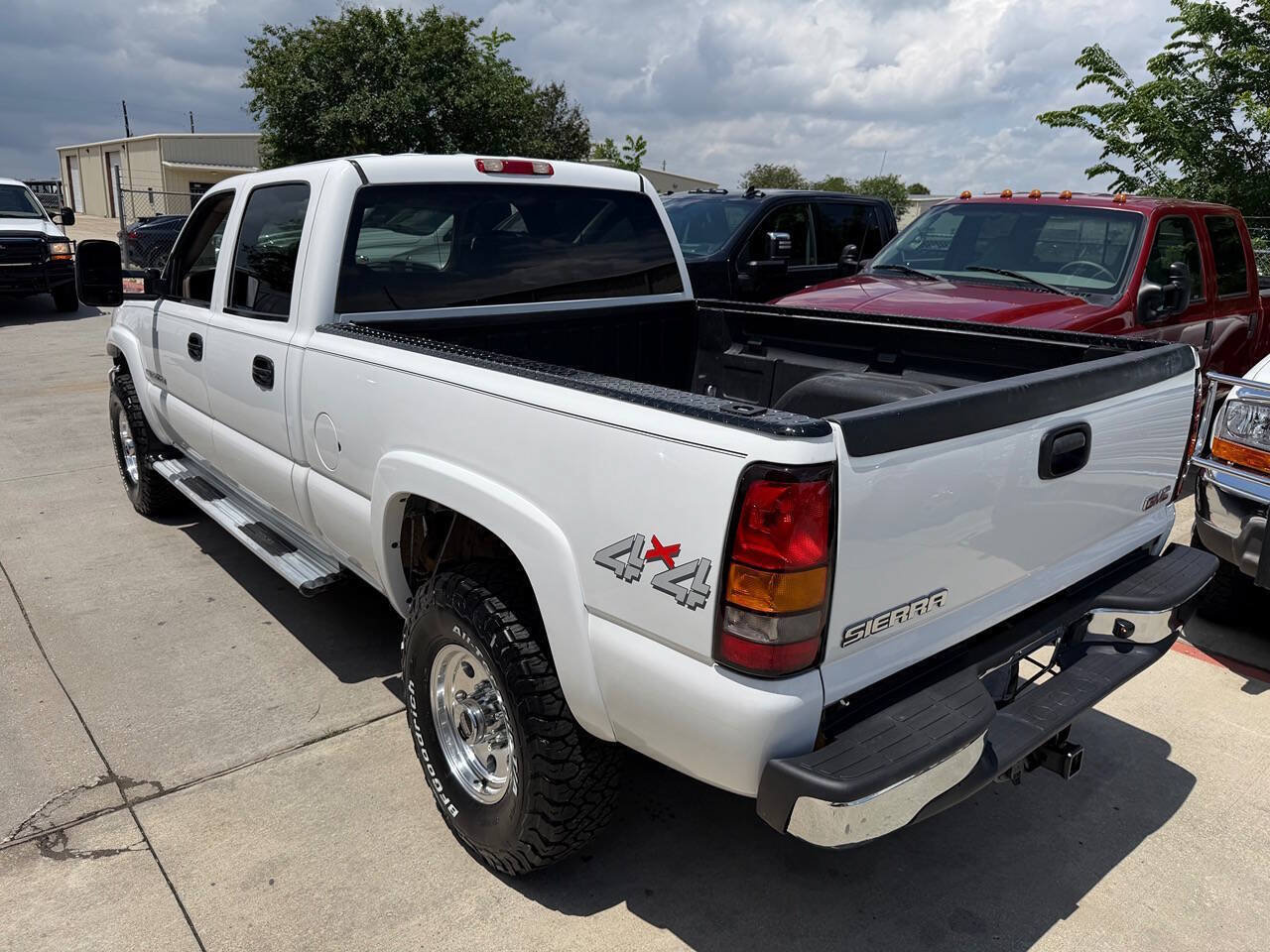 Used 2006 GMC Sierra 2500 SLE w/ Heavy-Duty Power Package AWD/4WD image 55