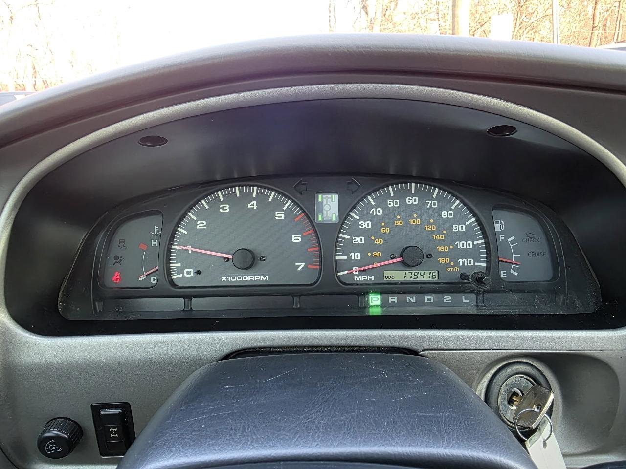 Used 2001 Toyota 4Runner SR5 image 17