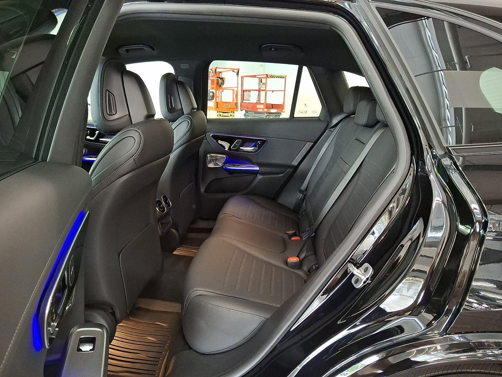 Certified 2026 Mercedes-Benz GLC 300 4MATIC image 10