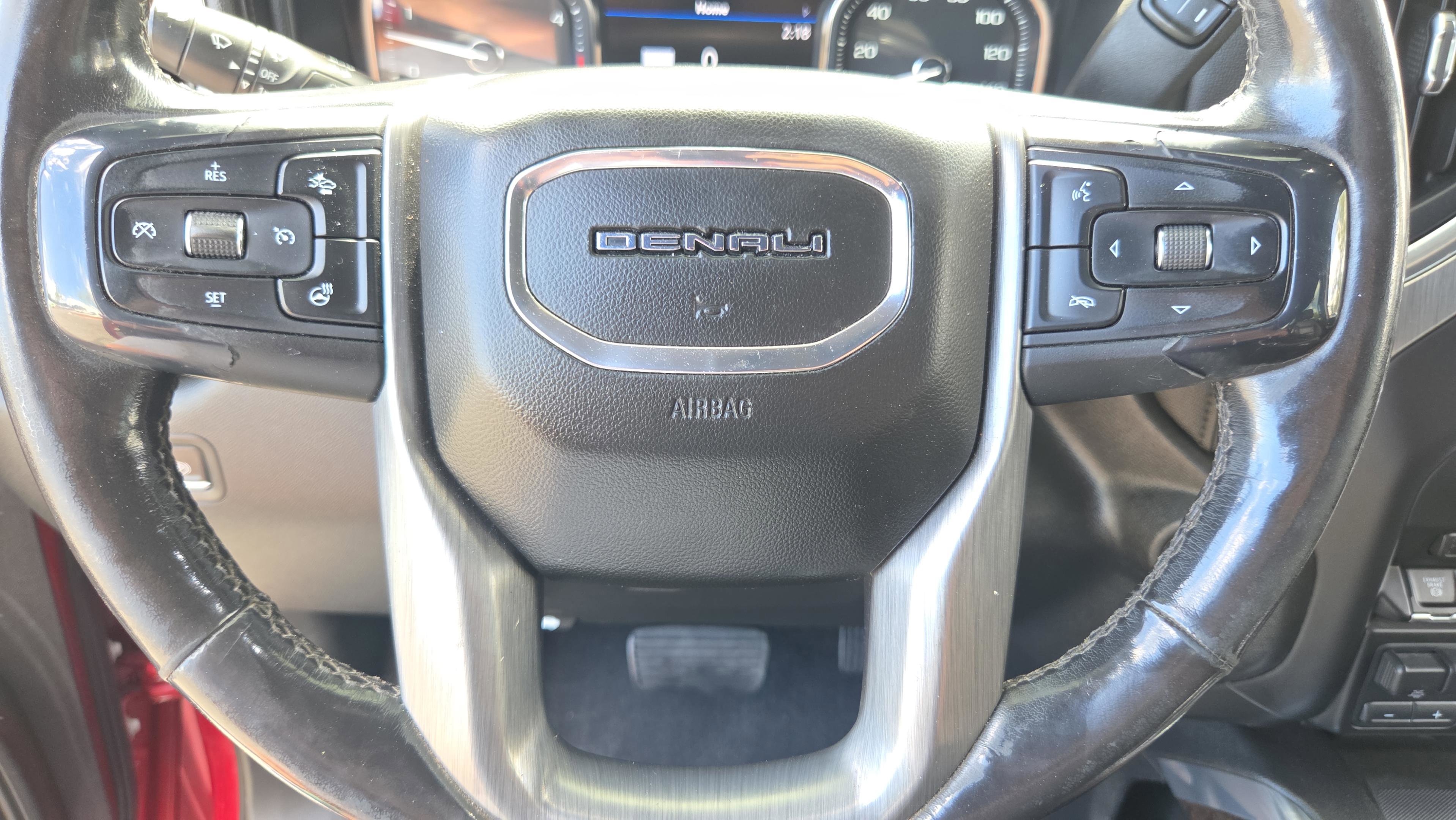 Used 2020 GMC Sierra 2500 Denali w/ Denali Ultimate Package image 30