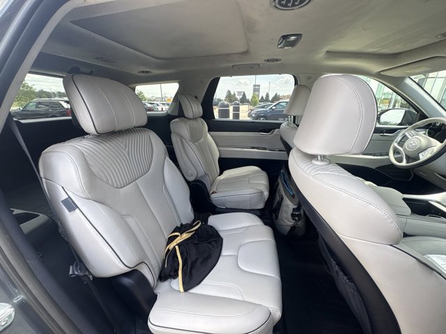Used 2023 Hyundai Palisade Calligraphy AWD/4WD image 13