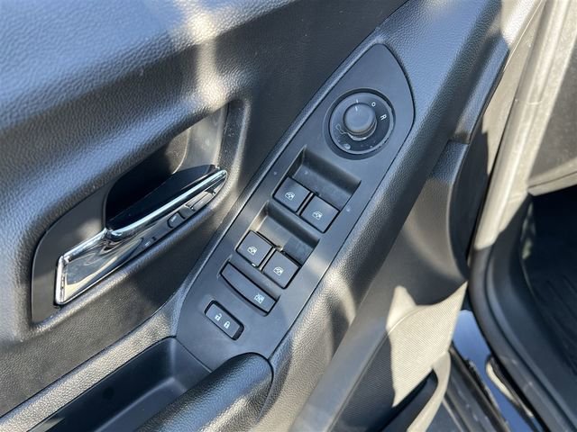 Used 2021 Chevrolet Trax LT w/ LT Convenience Package image 20