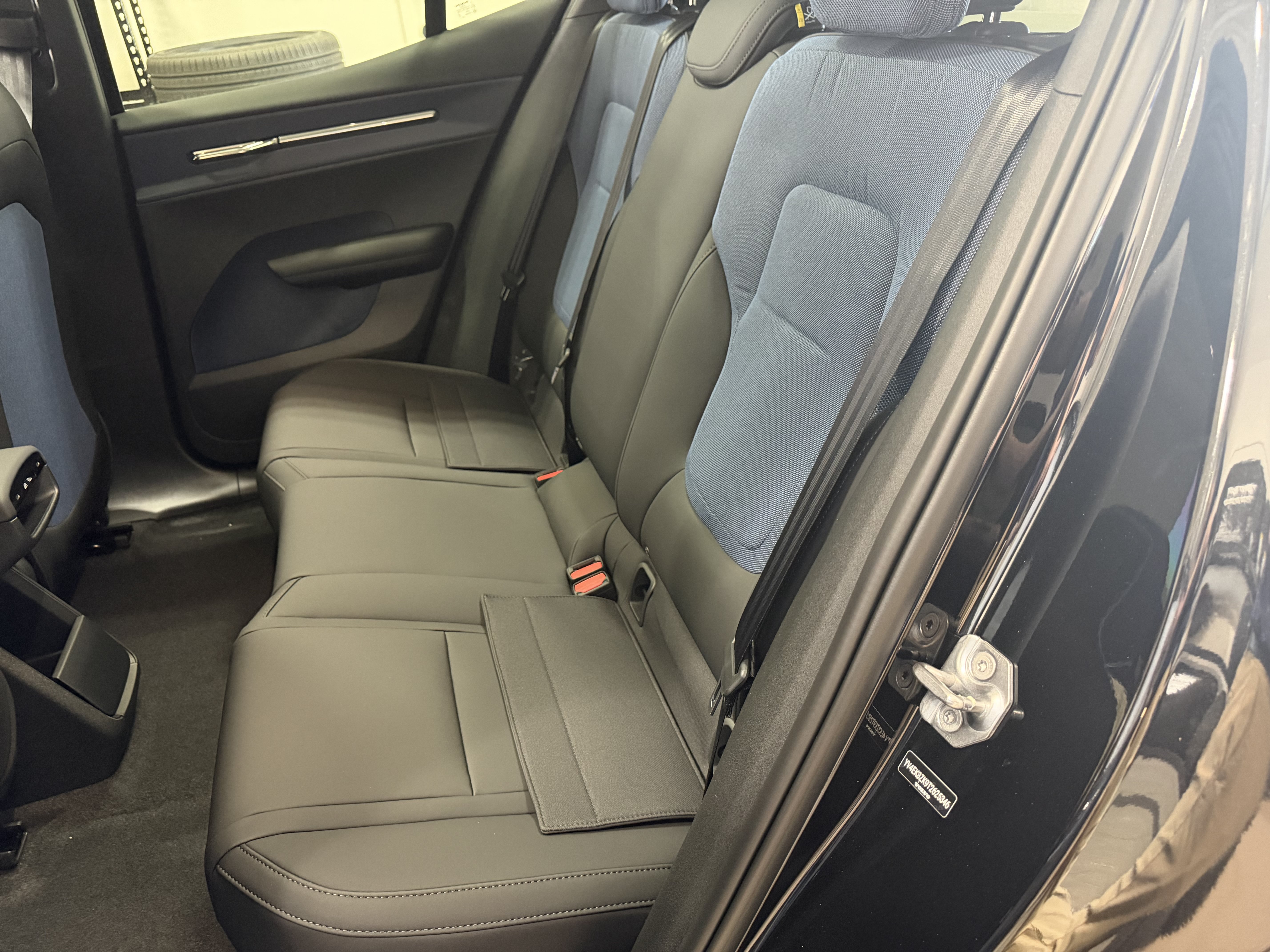 New 2026 Volvo EX30 Plus w/ Protection Package Premier AWD/4WD image 27