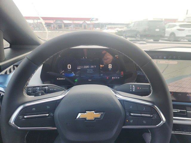 New 2026 Chevrolet Equinox EV LT image 16